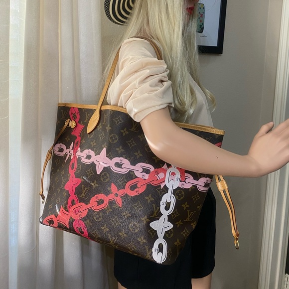 Louis Vuitton Monogram Limited Edition Neverfull MM Bay Chain - Picture 4 of 15